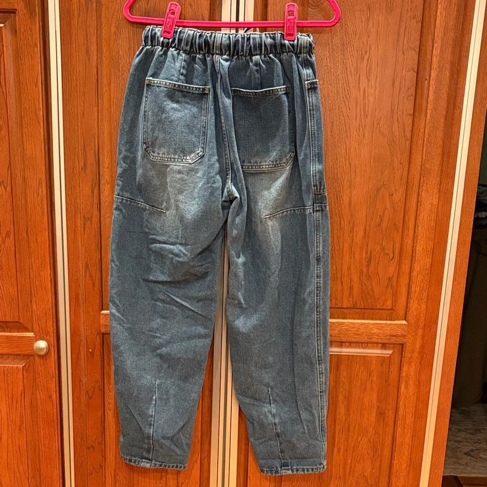 NWOT Barrel Jeans With Drawstring Waist - Picture 2 of 7